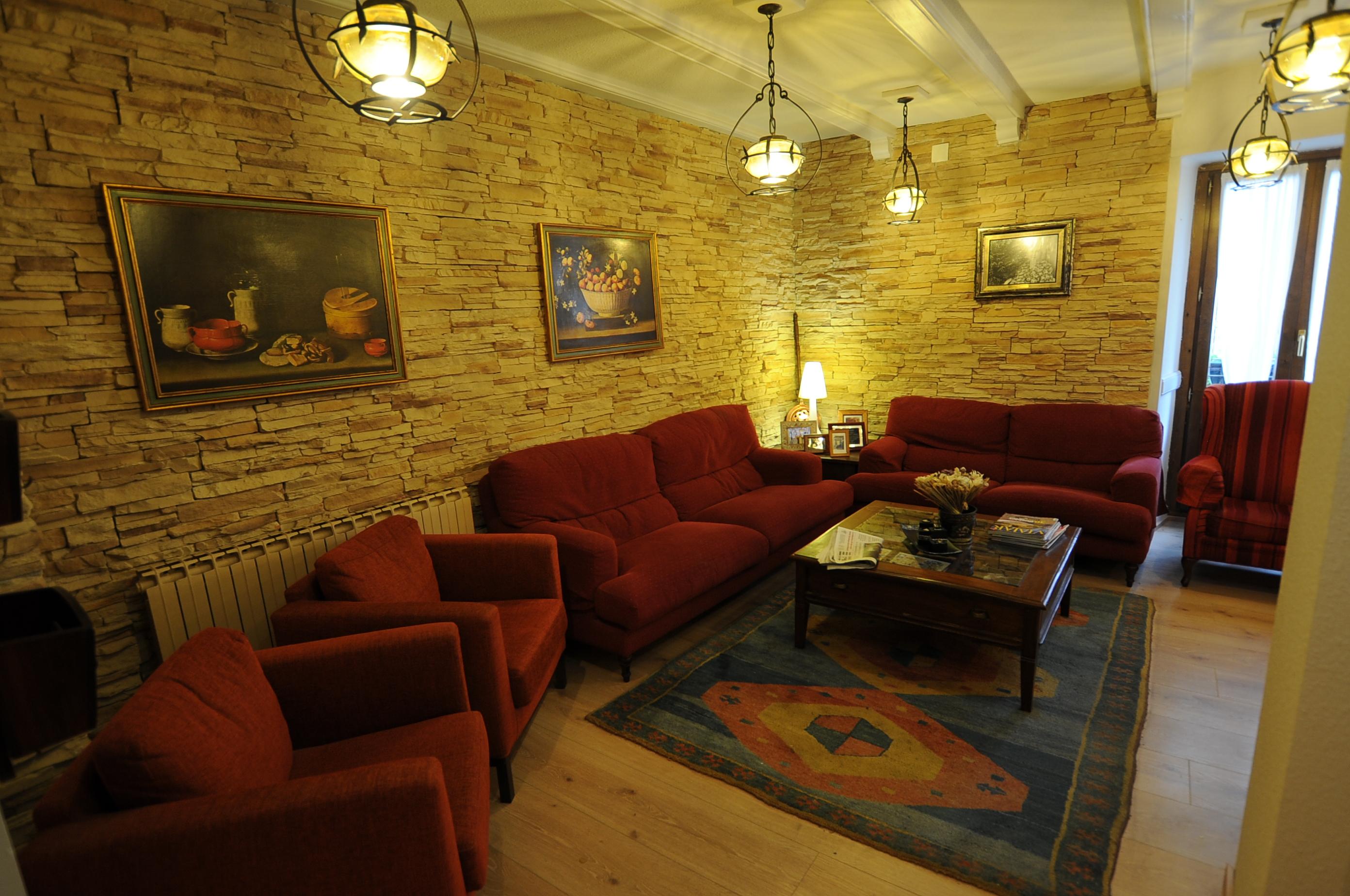 Hostal Lola Isaba Kültér fotó